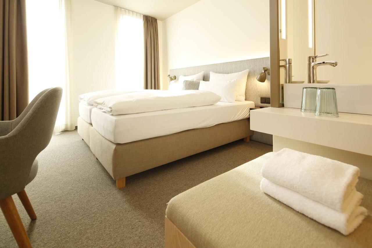 Das Acker Hotel Нойбург ан дер Донау Екстериор снимка